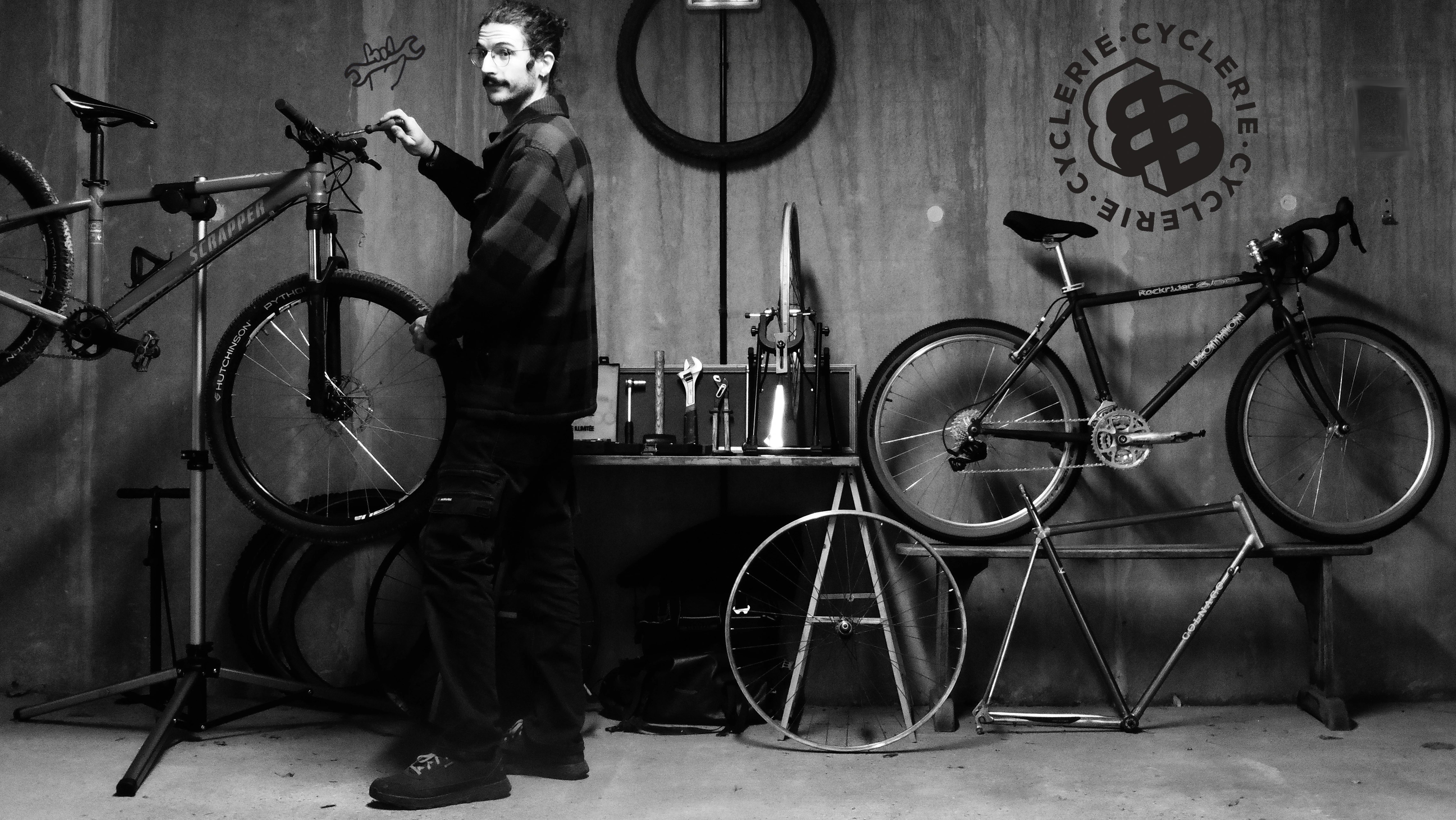 atelier mobile réparation vélo Rennes
réparation vélo à domicile Rennes
entretien vélo tous types Rennes et alentours
dépannage vélo urgent Rennes
atelier vélo itinérant Rennes
révision vélo Rennes
réparation VTT Rennes
réparation vélo de ville Rennes
réparation vélo de route Rennes
réparation vélo électrique Rennes
réparation vélo enfant Rennes
réparation vélo pliant Rennes
réparation vélo cargo Rennes
atelier vélo mobile Ille-et-Vilaine
réparation vélo toutes marques Rennes
réparateur vélo Rennes
réparateur vélos Rennes